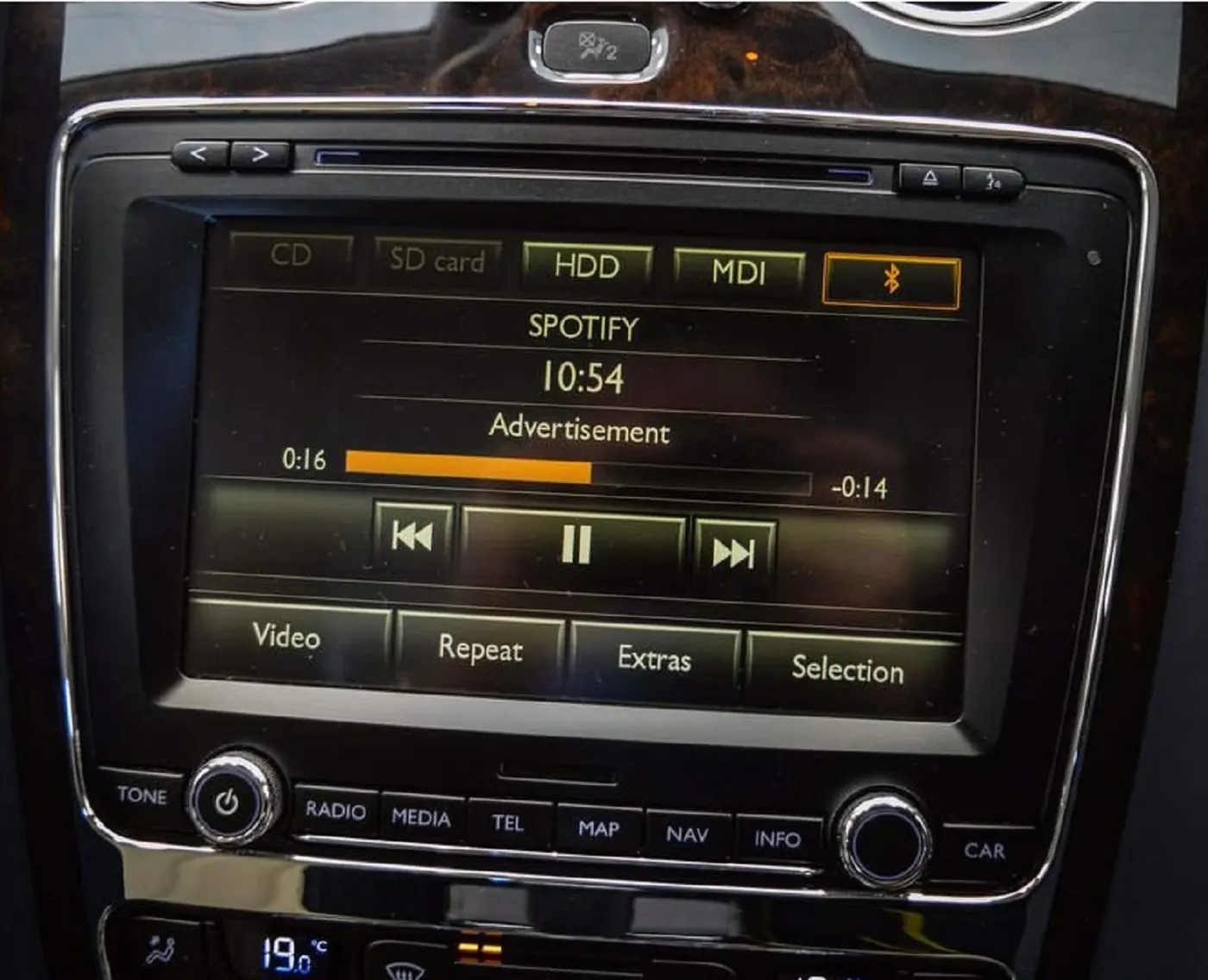 Bentley MMI sat-nav radio unit